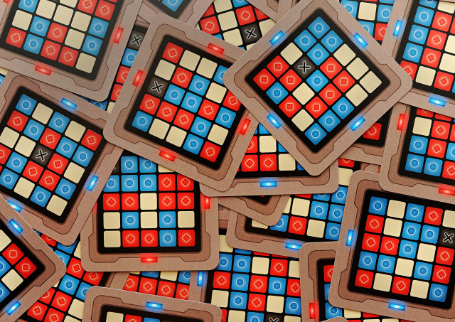 Detalle de las tarjetas de Codenames