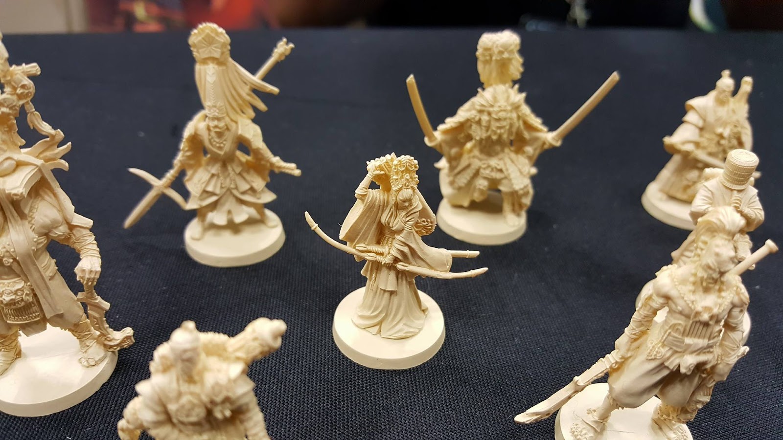 Miniaturas de Rising Sun